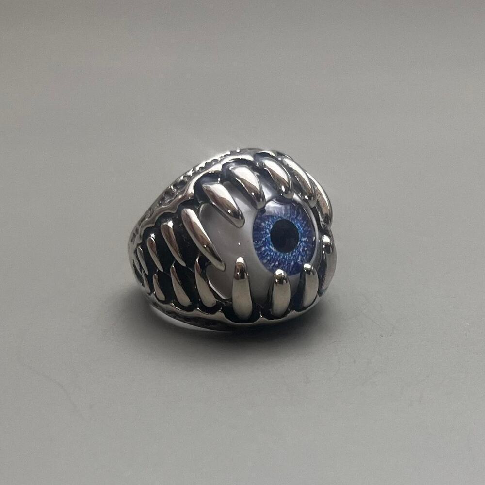 Y2k grunge silver eye ring